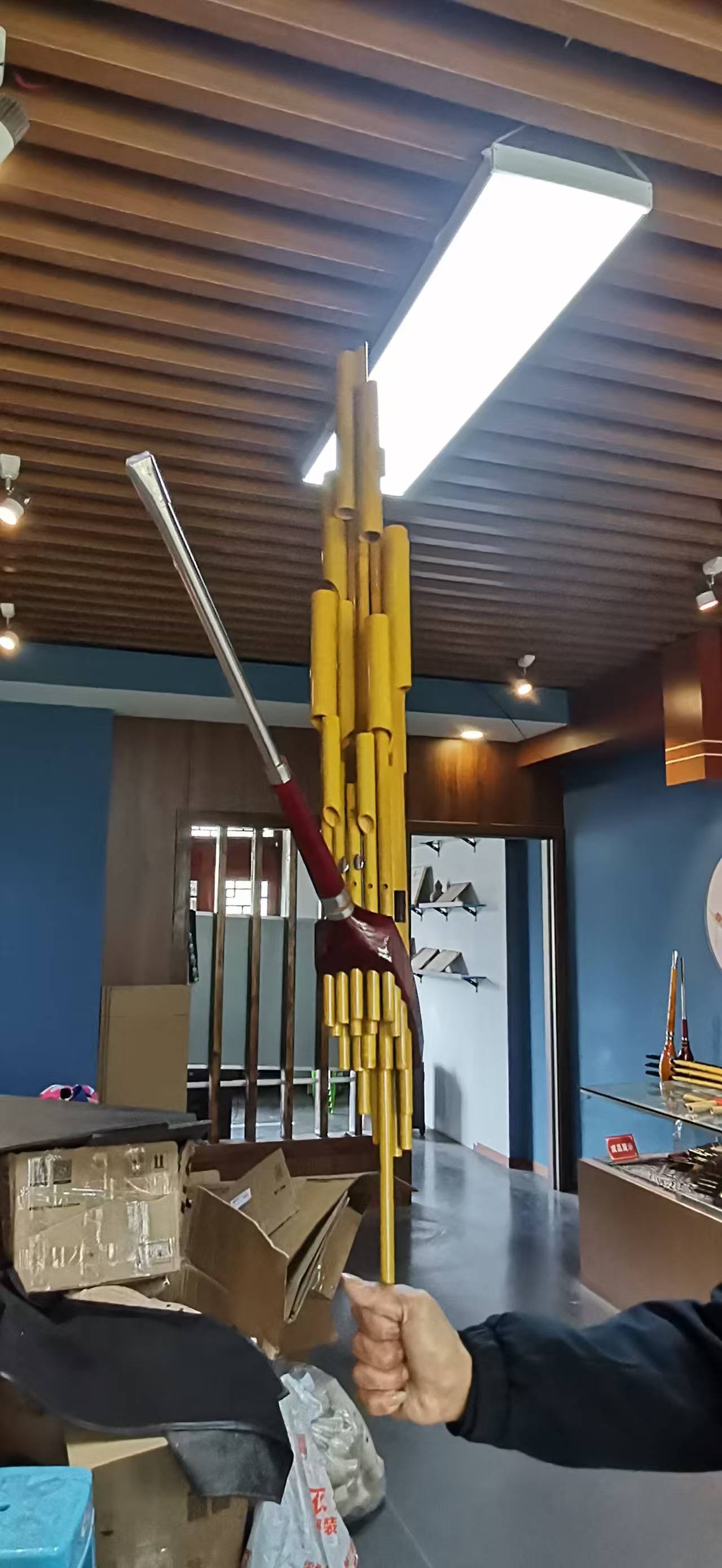 生肖图腾定制芦笙